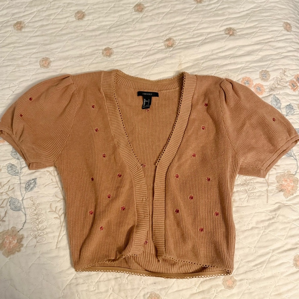 brown cropped cardigan!
